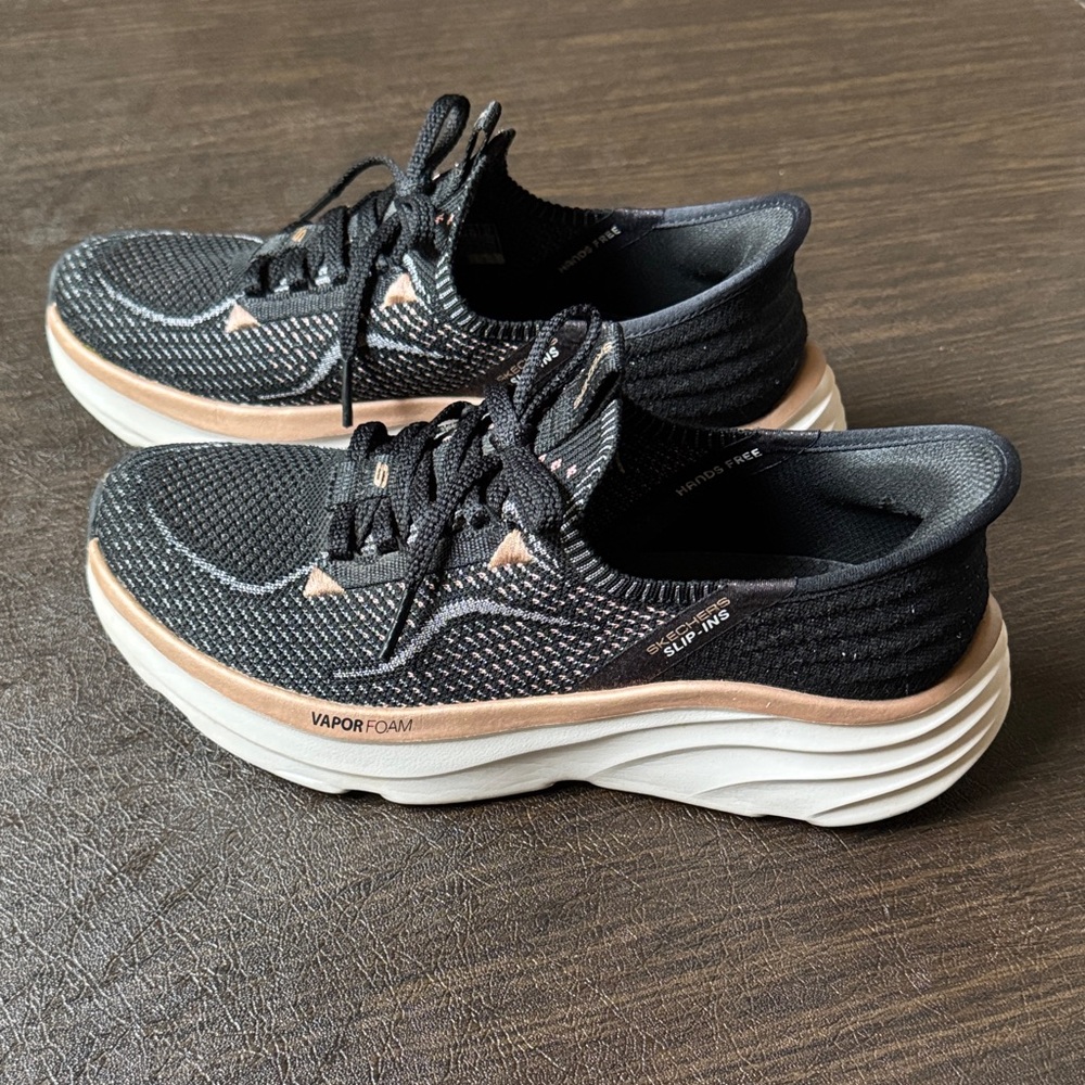 SKECHERS Slip-ins shoes